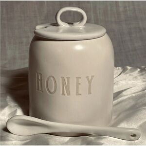 Rae Dunn Studio HONEY Pot With Scoop Htf